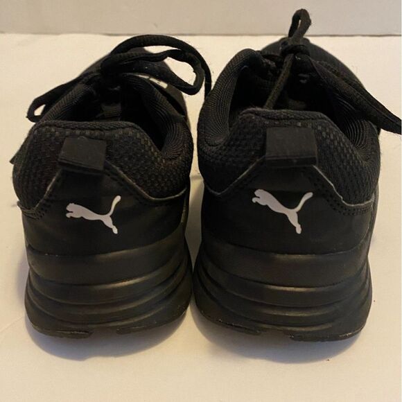 Puma Black Kids Black Sneakers Mesh Upper Lace Up Boys Size 4C - Picture 8 of 9